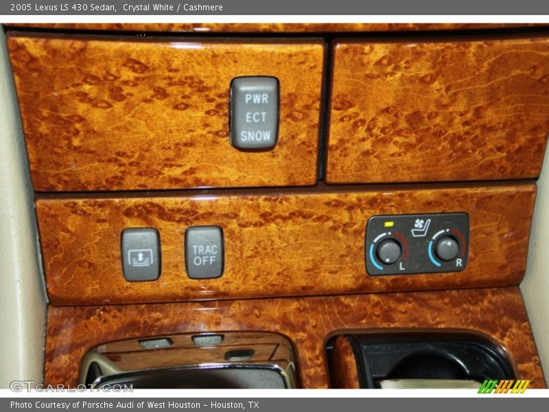 Controls of 2005 LS 430 Sedan