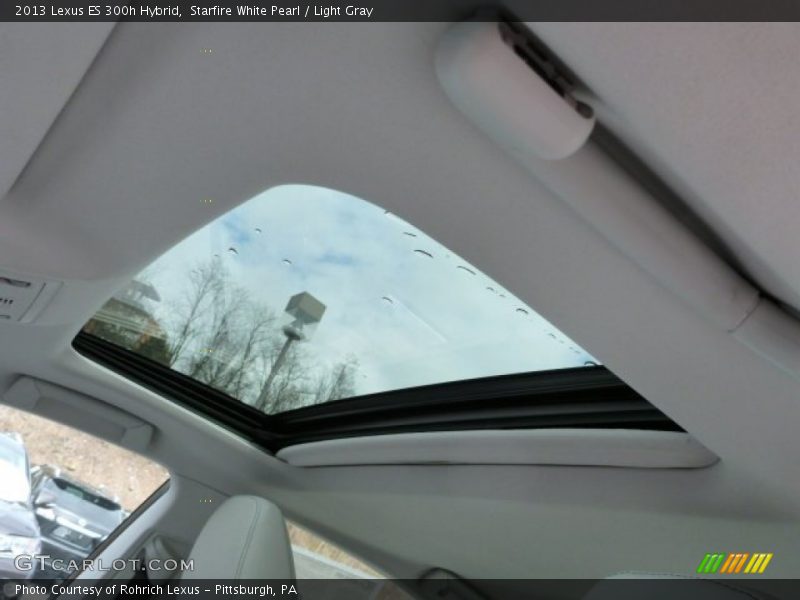Starfire White Pearl / Light Gray 2013 Lexus ES 300h Hybrid