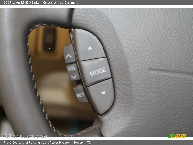 Controls of 2005 LS 430 Sedan