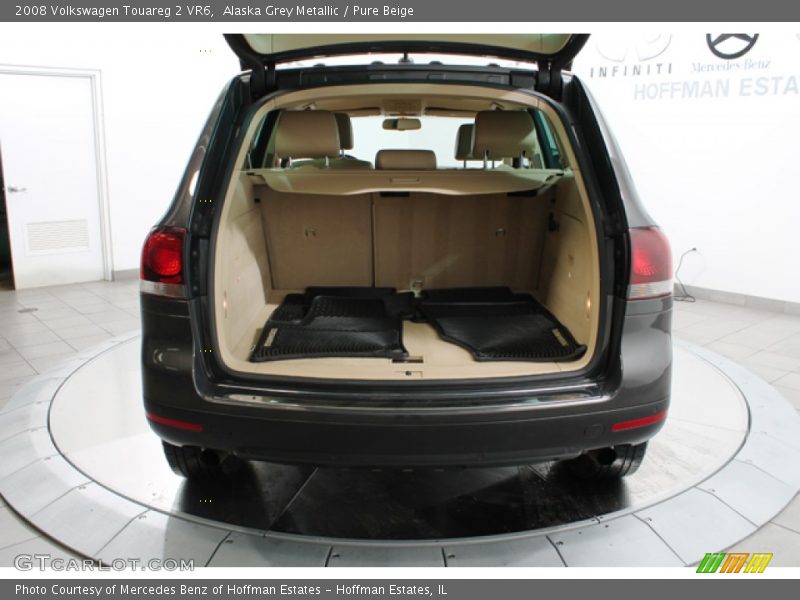 Alaska Grey Metallic / Pure Beige 2008 Volkswagen Touareg 2 VR6