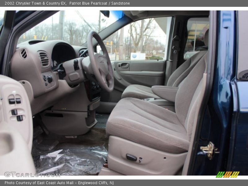 Patriot Blue Pearlcoat / Sandstone 2002 Chrysler Town & Country EX