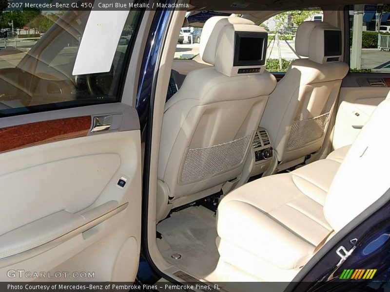 Capri Blue Metallic / Macadamia 2007 Mercedes-Benz GL 450