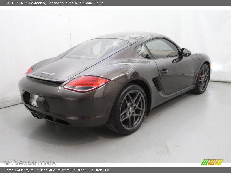 Macadamia Metallic / Sand Beige 2011 Porsche Cayman S