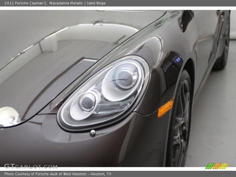 Macadamia Metallic / Sand Beige 2011 Porsche Cayman S