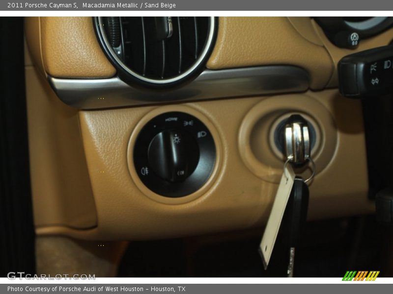 Macadamia Metallic / Sand Beige 2011 Porsche Cayman S