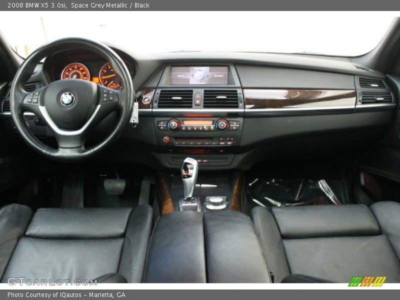Dashboard of 2008 X5 3.0si