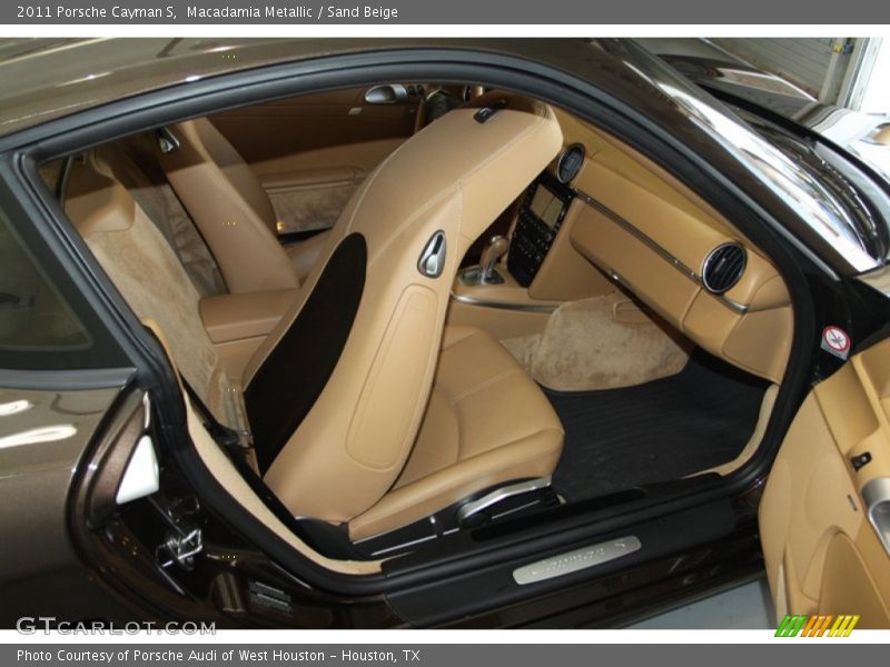 Macadamia Metallic / Sand Beige 2011 Porsche Cayman S