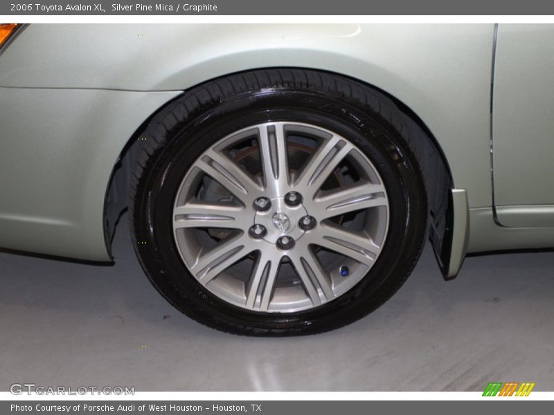Silver Pine Mica / Graphite 2006 Toyota Avalon XL