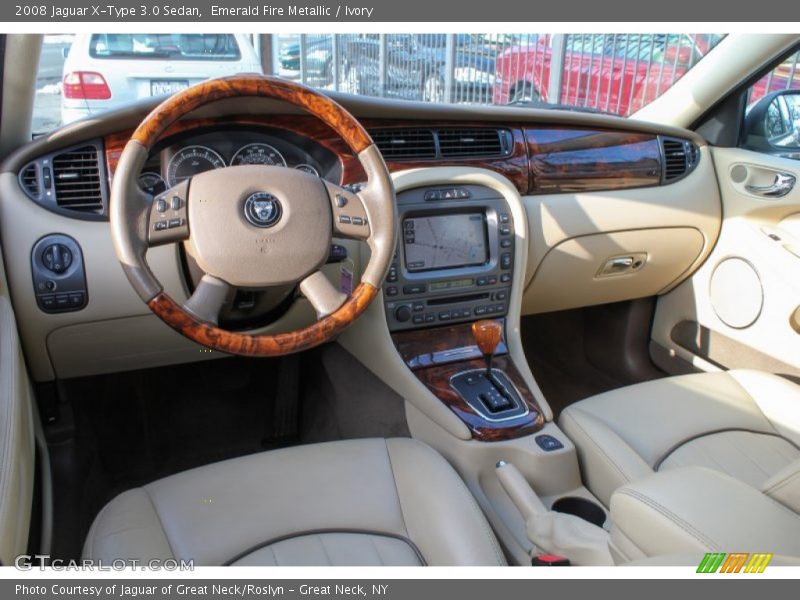 Dashboard of 2008 X-Type 3.0 Sedan
