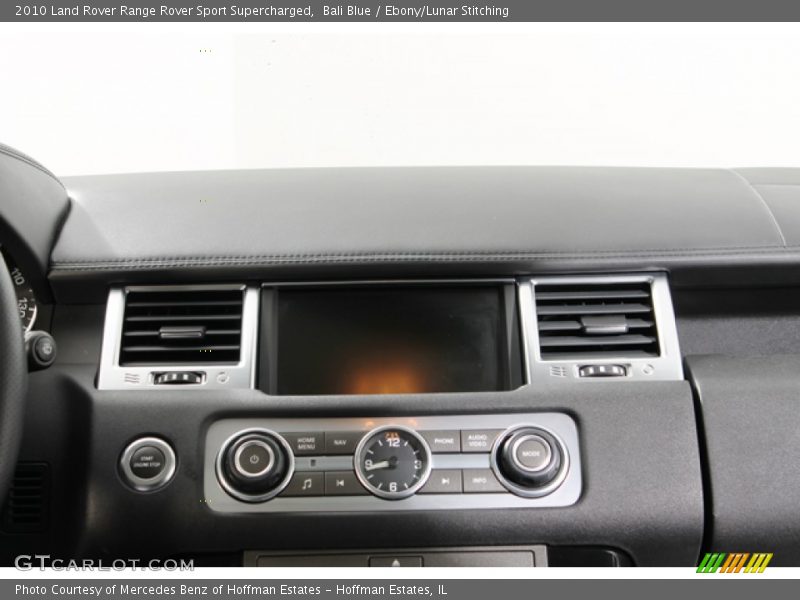 Controls of 2010 Range Rover Sport Supercharged