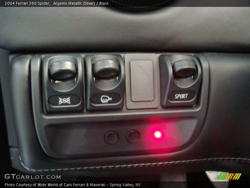 Controls of 2004 360 Spider