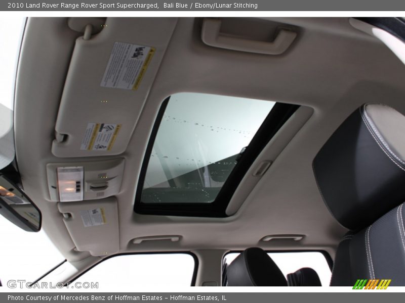 Sunroof of 2010 Range Rover Sport Supercharged