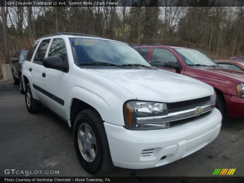 Summit White / Dark Pewter 2004 Chevrolet TrailBlazer LS 4x4