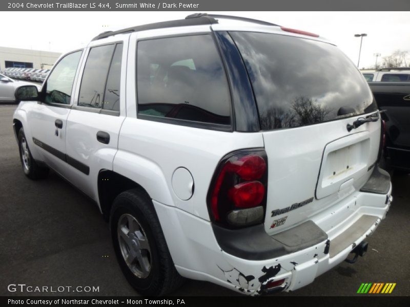 Summit White / Dark Pewter 2004 Chevrolet TrailBlazer LS 4x4
