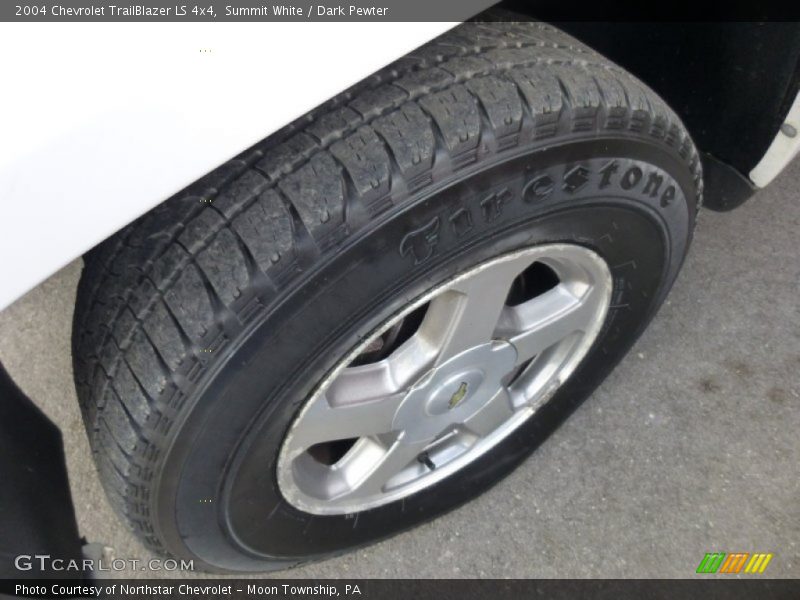 Summit White / Dark Pewter 2004 Chevrolet TrailBlazer LS 4x4