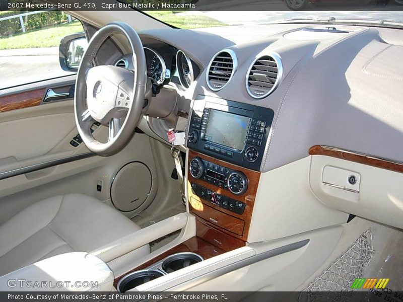 Capri Blue Metallic / Macadamia 2007 Mercedes-Benz GL 450