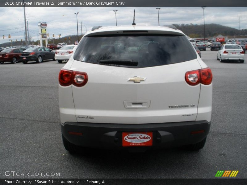 Summit White / Dark Gray/Light Gray 2010 Chevrolet Traverse LS