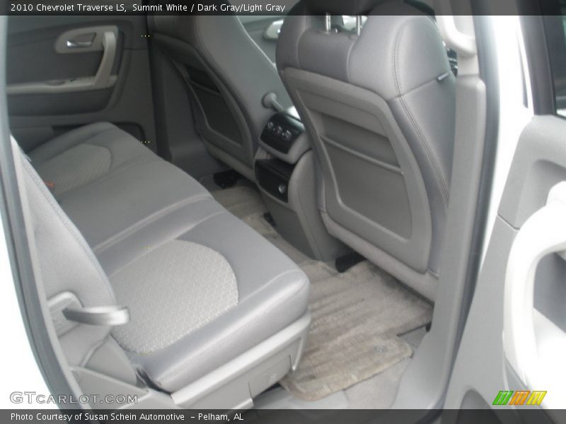Summit White / Dark Gray/Light Gray 2010 Chevrolet Traverse LS