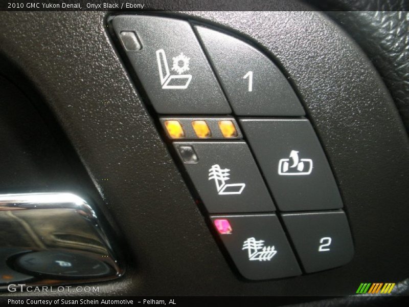 Onyx Black / Ebony 2010 GMC Yukon Denali