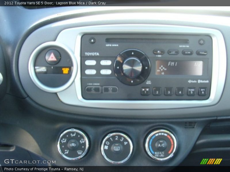 Audio System of 2012 Yaris SE 5 Door