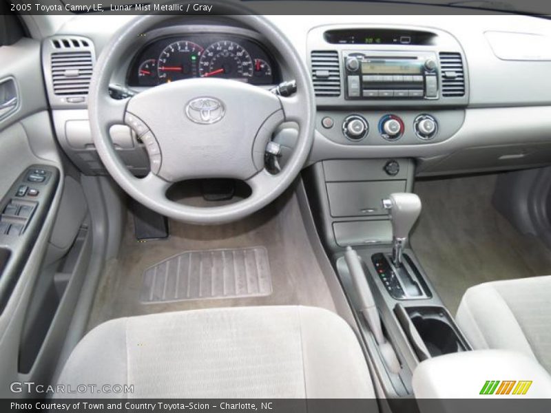 Lunar Mist Metallic / Gray 2005 Toyota Camry LE