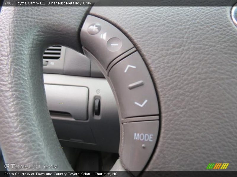 Lunar Mist Metallic / Gray 2005 Toyota Camry LE