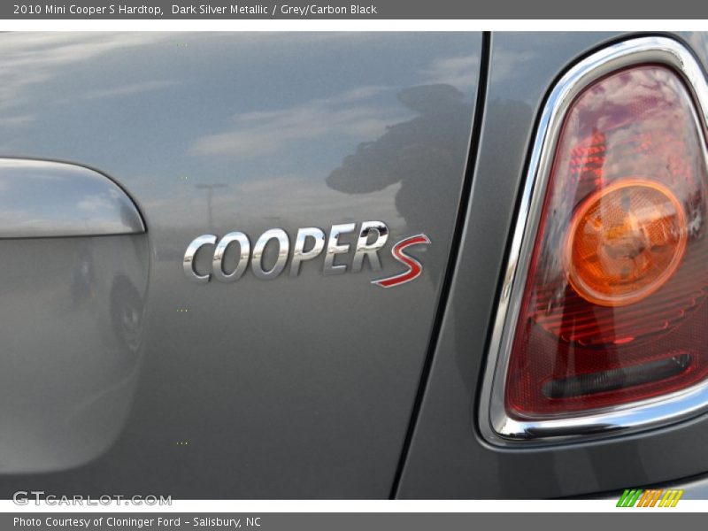 Dark Silver Metallic / Grey/Carbon Black 2010 Mini Cooper S Hardtop