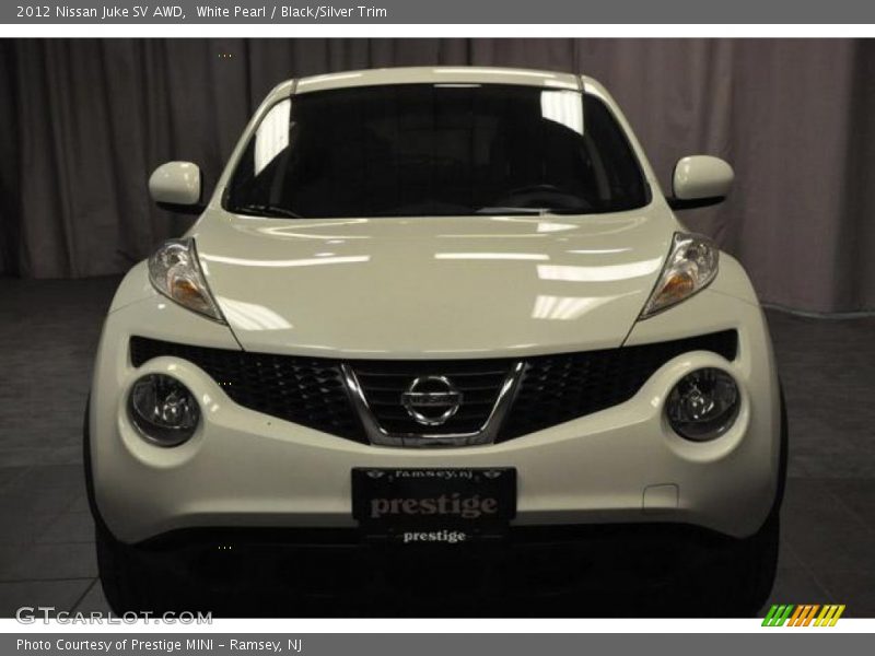 White Pearl / Black/Silver Trim 2012 Nissan Juke SV AWD