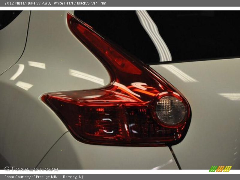 White Pearl / Black/Silver Trim 2012 Nissan Juke SV AWD
