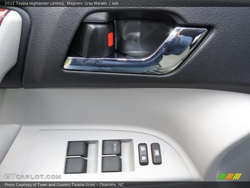 Magnetic Gray Metallic / Ash 2013 Toyota Highlander Limited