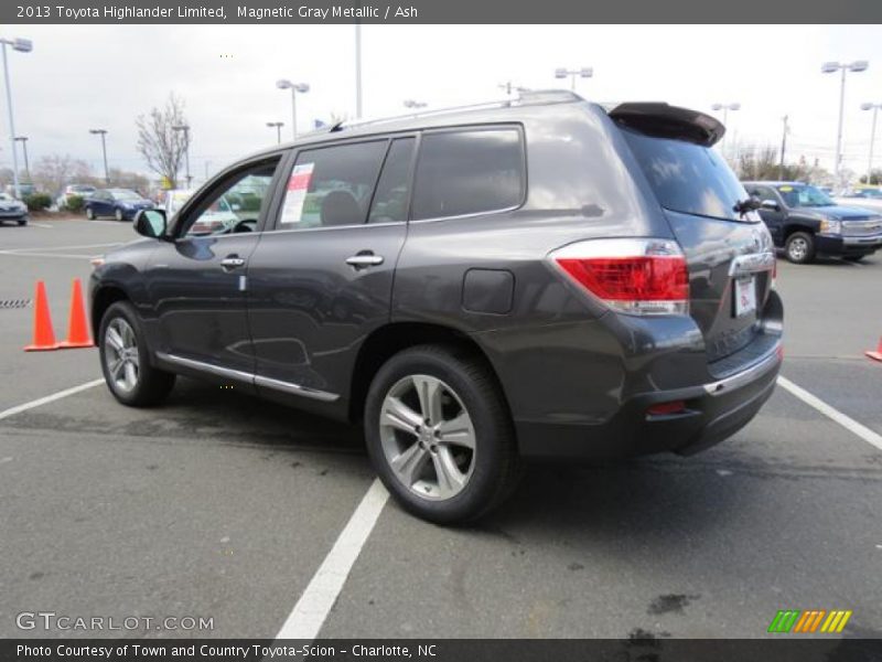 Magnetic Gray Metallic / Ash 2013 Toyota Highlander Limited