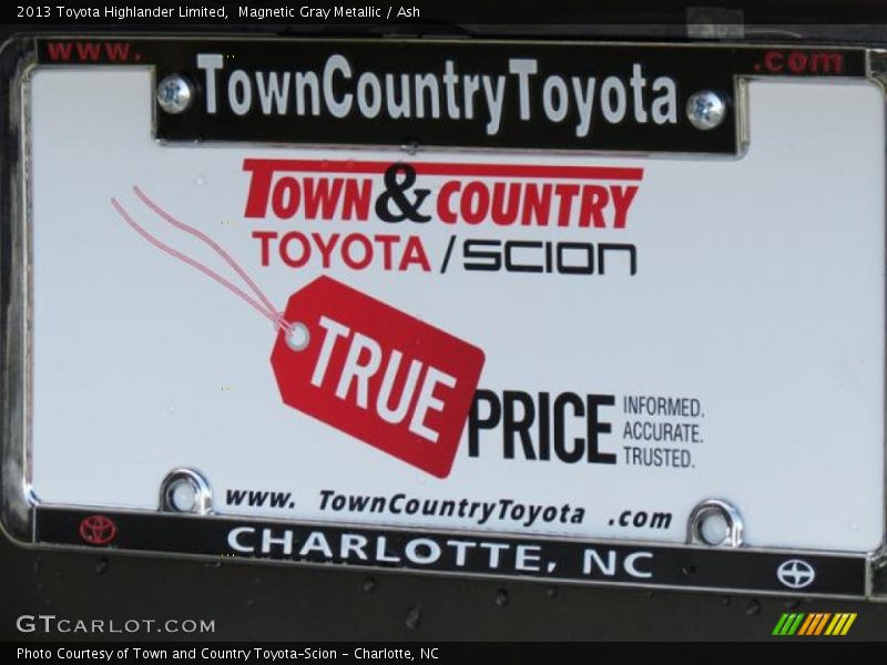 Magnetic Gray Metallic / Ash 2013 Toyota Highlander Limited