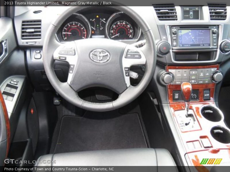 Magnetic Gray Metallic / Black 2013 Toyota Highlander Limited
