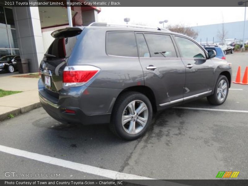 Magnetic Gray Metallic / Black 2013 Toyota Highlander Limited