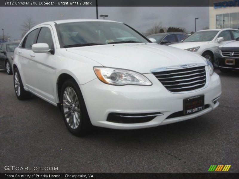 Bright White / Black 2012 Chrysler 200 LX Sedan