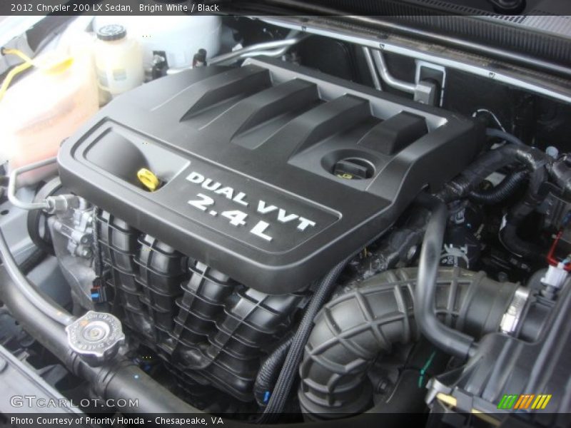 Bright White / Black 2012 Chrysler 200 LX Sedan