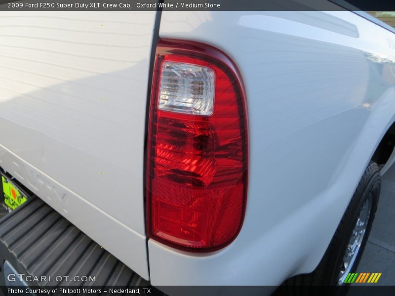 Oxford White / Medium Stone 2009 Ford F250 Super Duty XLT Crew Cab