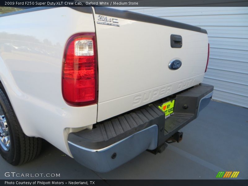 Oxford White / Medium Stone 2009 Ford F250 Super Duty XLT Crew Cab