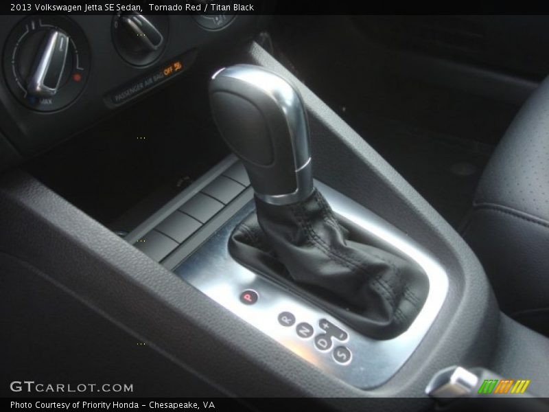  2013 Jetta SE Sedan 6 Speed Tiptronic Automatic Shifter