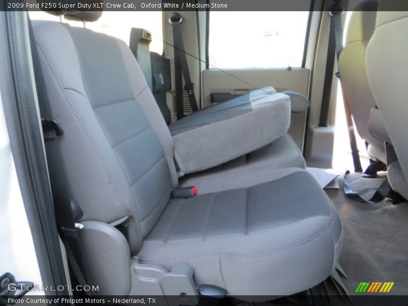 Oxford White / Medium Stone 2009 Ford F250 Super Duty XLT Crew Cab