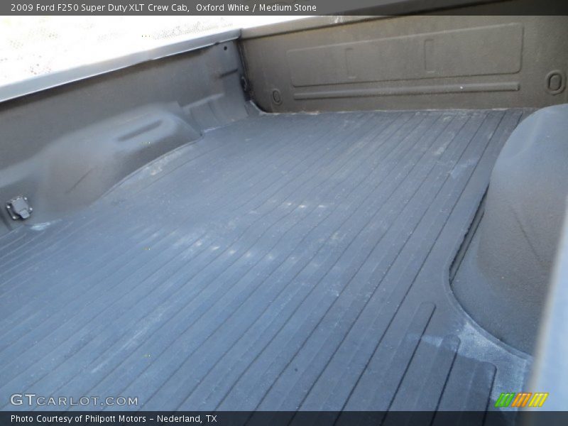 Oxford White / Medium Stone 2009 Ford F250 Super Duty XLT Crew Cab