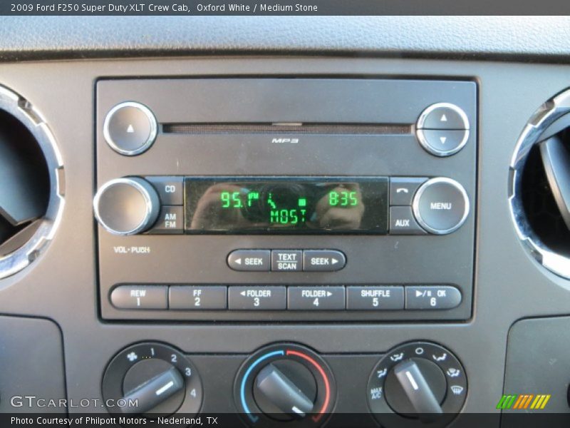 Audio System of 2009 F250 Super Duty XLT Crew Cab