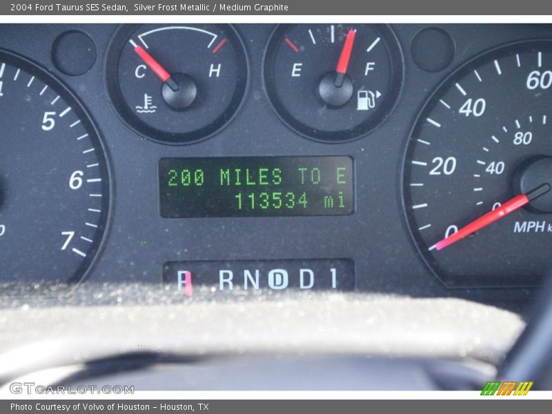 Silver Frost Metallic / Medium Graphite 2004 Ford Taurus SES Sedan