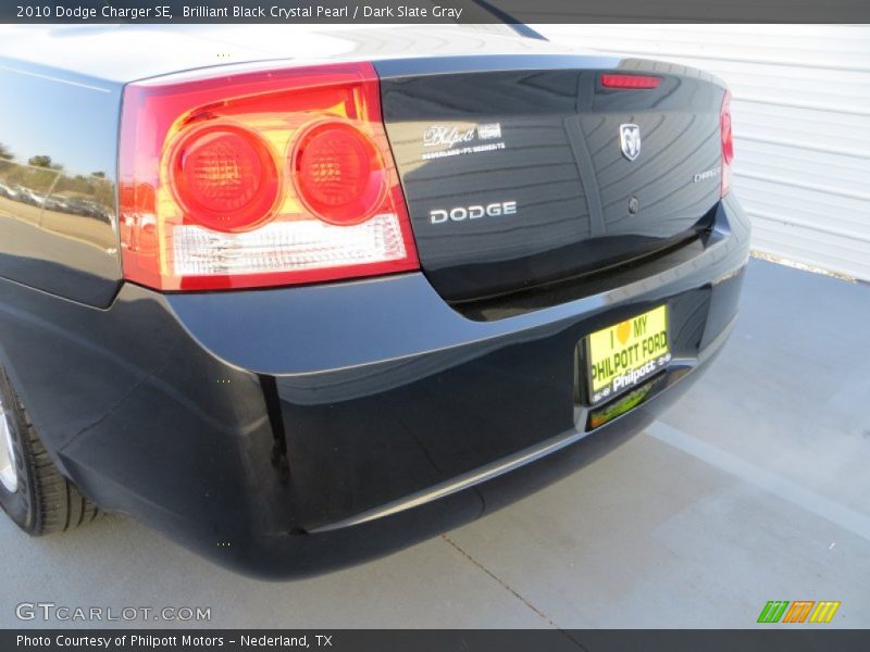 Brilliant Black Crystal Pearl / Dark Slate Gray 2010 Dodge Charger SE