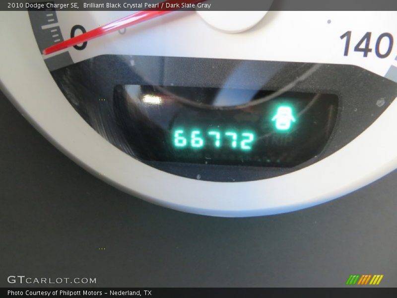 Brilliant Black Crystal Pearl / Dark Slate Gray 2010 Dodge Charger SE