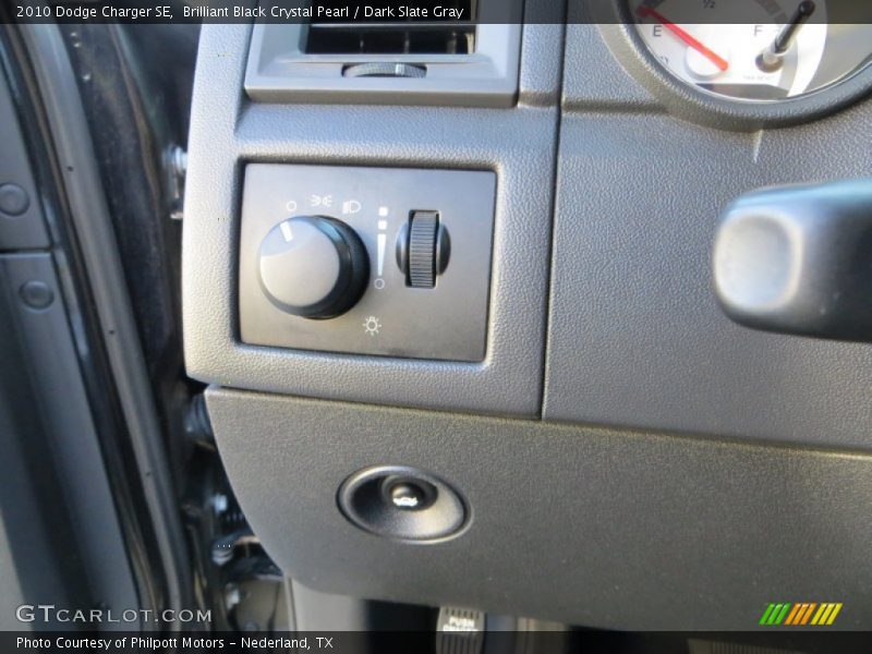 Brilliant Black Crystal Pearl / Dark Slate Gray 2010 Dodge Charger SE