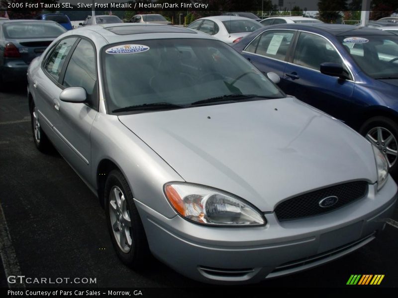 Silver Frost Metallic / Medium/Dark Flint Grey 2006 Ford Taurus SEL