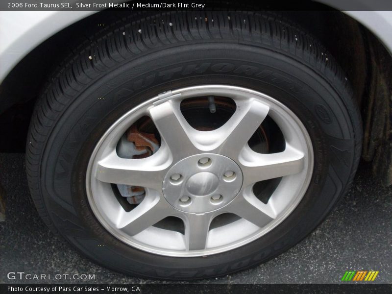Silver Frost Metallic / Medium/Dark Flint Grey 2006 Ford Taurus SEL