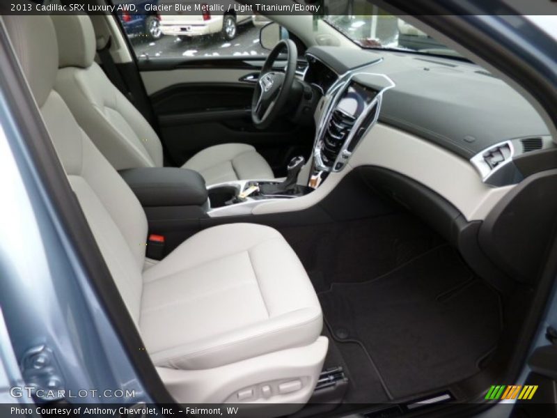  2013 SRX Luxury AWD Light Titanium/Ebony Interior