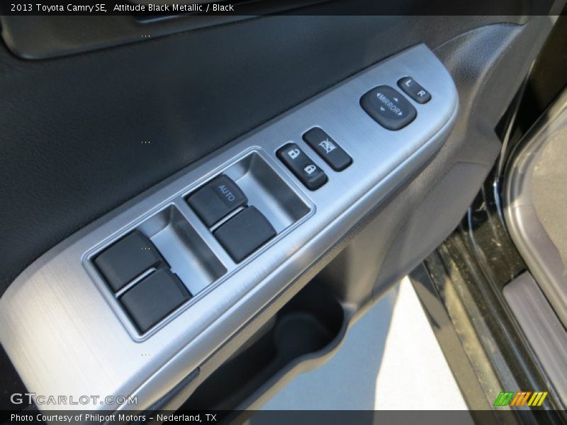 Attitude Black Metallic / Black 2013 Toyota Camry SE